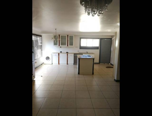 3 BEDROOM HOUSE FOR SALE IN WESTDENE